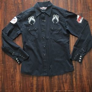 Medium Panhandle shirt.